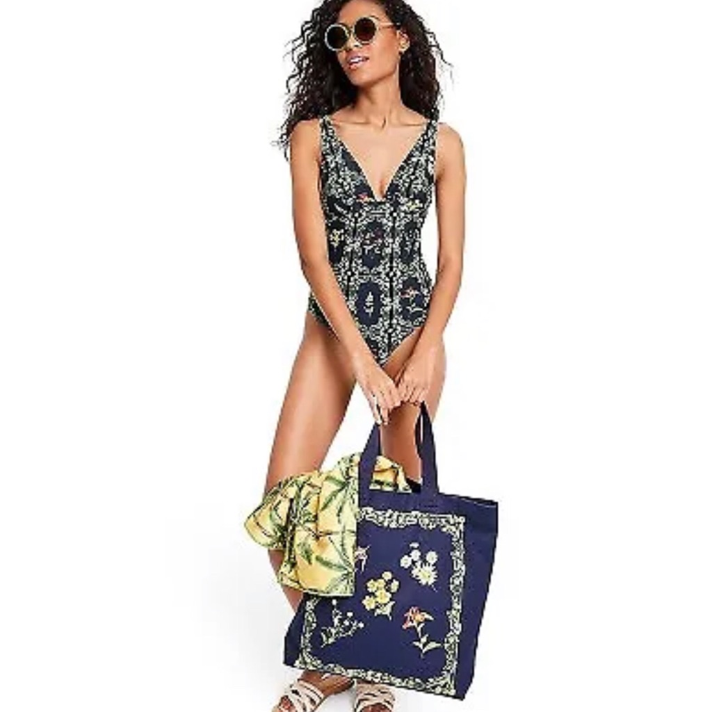Agua Bendita Target L Dainty Floral Tile Print Cheeky One Piece Swimsuit